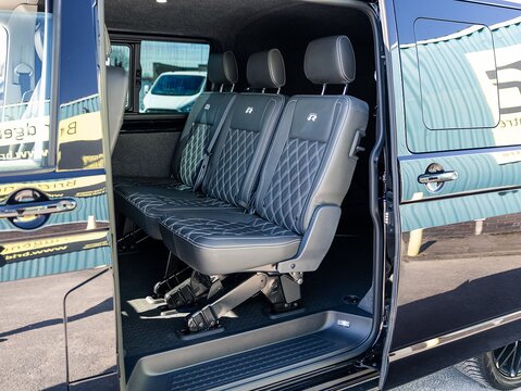 2.0 BiTDI T32 Highline Crew Van 5dr Diesel DSG 4Motion LWB Euro 6 (s/s) (199 ps)