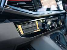 Volkswagen Transporter T6.1 T30 2.0 TDI 150 BHP Highline SWB 5 Seat Kombi Conversion Euro 6 Diesel DSG 7-Speed Automatic Van