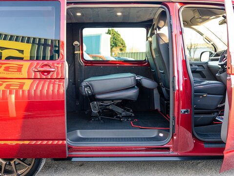 2.0 TDI T30 Highline Panel Van 5dr Diesel DSG FWD SWB Euro 6 (s/s) (150 ps)