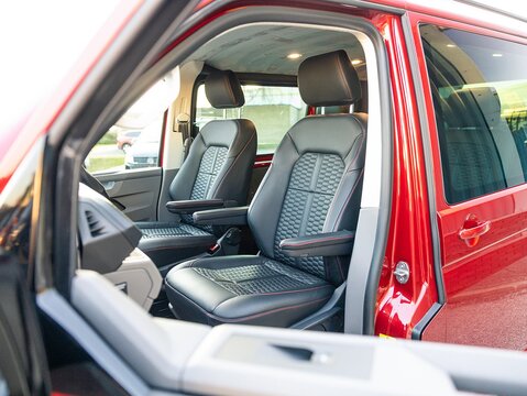 2.0 TDI T30 Highline Panel Van 5dr Diesel DSG FWD SWB Euro 6 (s/s) (150 ps)