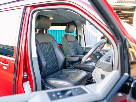 2.0 TDI T30 Highline Panel Van 5dr Diesel DSG FWD SWB Euro 6 (s/s) (150 ps)