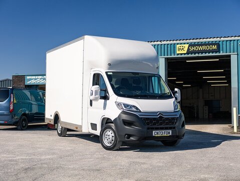 35 L3 2.2BlueHDi Low Platform Luton 140ps Enterpri Luton 2.2 Manual Diesel