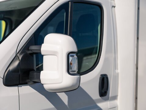 35 L3 2.2BlueHDi Low Platform Luton 140ps Enterpri Luton 2.2 Manual Diesel