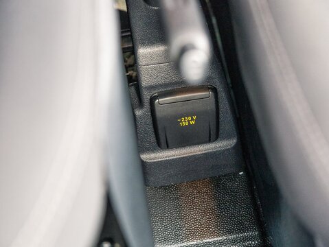 2.0 300 EcoBlue Limited Panel Van 5dr Diesel Manual L2 H1 Euro 6 (s/s) (130 ps)