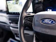 Ford Transit Custom 320 2.0 Ecoblue 136 BHP 6-Seat Doublecab SWB L1 Euro 6 Diesel Automatic Van