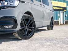 Volkswagen Transporter T6.1 T32 2.0 TDI 150 BHP Highline SWB 5 Seat Kombi Euro 6 Diesel DSG 7-Speed Automatic Van