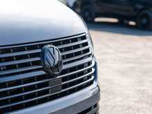 Volkswagen Transporter T6.1 T32 2.0 TDI 150 BHP Highline SWB 5 Seat Kombi Euro 6 Diesel DSG 7-Speed Automatic Van