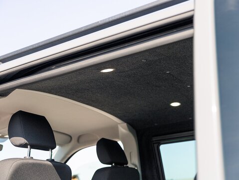 2.0 TDI T32 Highline Crew Van Double Cab 5dr Diesel DSG FWD SWB Euro 6 (s/s) (150 ps)