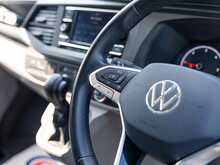 Volkswagen Transporter T6.1 T32 2.0 TDI 150 BHP Highline SWB 5 Seat Kombi Euro 6 Diesel DSG 7-Speed Automatic Van