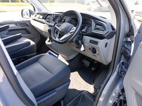 2.0 TDI T32 Highline Crew Van Double Cab 5dr Diesel DSG FWD SWB Euro 6 (s/s) (150 ps)