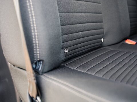 2.0 300 EcoBlue Limited Crew Van Double Cab 5dr Diesel Auto L1 H1 Euro 6 (s/s) (170 ps)