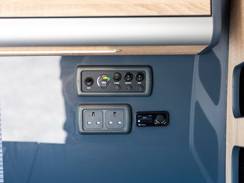 T32 Tdi Kombi Highline 2.0 4dr Kombi Diesel