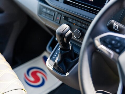 T32 Tdi Kombi Highline 2.0 4dr Kombi Diesel