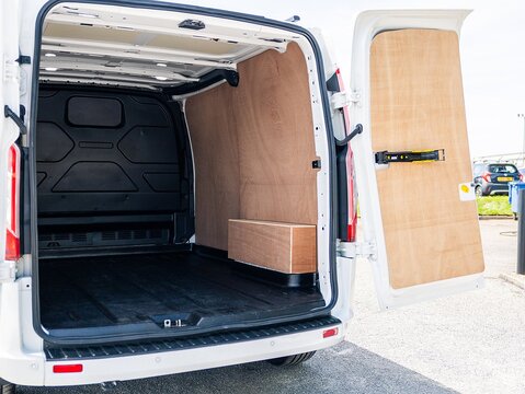 2.0 280 EcoBlue Limited Panel Van 5dr Diesel Manual L1 H1 Euro 6 (s/s) (130 ps)