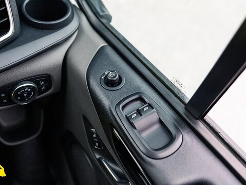 2.0 280 EcoBlue Limited Panel Van 5dr Diesel Manual L1 H1 Euro 6 (s/s) (130 ps)