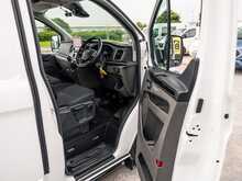 Ford Transit Custom Signature 280 2.0 EcoBlue 130 Bhp Limited L1 SWB 3-Seat Diesel 6-Speed Manual Panel Van