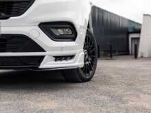 Ford Transit Custom Signature 280 2.0 EcoBlue 130 Bhp Limited L1 SWB 3-Seat Diesel 6-Speed Manual Panel Van