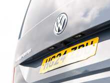 Volkswagen Transporter T6.1 T32 2.0 TDI 150 BHP Highline SWB 5 Seat Kombi Euro 6 Diesel DSG 7-Speed Automatic Van