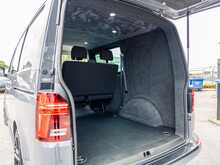 Volkswagen Transporter T6.1 T32 2.0 TDI 150 BHP Highline SWB 5 Seat Kombi Euro 6 Diesel DSG 7-Speed Automatic Van