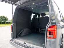 Volkswagen Transporter T6.1 T32 2.0 TDI 150 BHP Highline SWB 5 Seat Kombi Euro 6 Diesel DSG 7-Speed Automatic Van