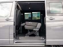 Volkswagen Transporter T6.1 T32 2.0 TDI 150 BHP Highline SWB 5 Seat Kombi Euro 6 Diesel DSG 7-Speed Automatic Van