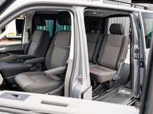 Volkswagen Transporter T6.1 T32 2.0 TDI 150 BHP Highline SWB 5 Seat Kombi Euro 6 Diesel DSG 7-Speed Automatic Van