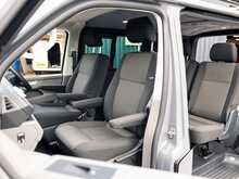 Volkswagen Transporter T6.1 T32 2.0 TDI 150 BHP Highline SWB 5 Seat Kombi Euro 6 Diesel DSG 7-Speed Automatic Van