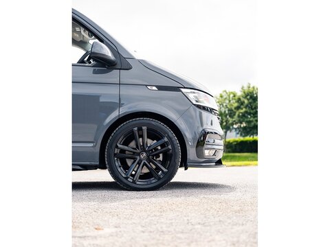 2.0 TDI T32 Highline Kombi Double Cab 5dr Diesel DSG FWD SWB Euro 6 (s/s) (150 ps)