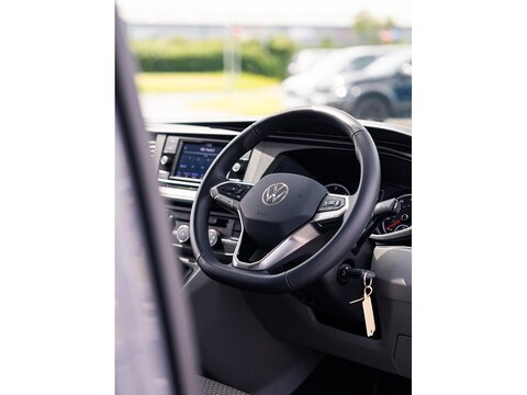 2.0 TDI T32 Highline Kombi Double Cab 5dr Diesel DSG FWD SWB Euro 6 (s/s) (150 ps)