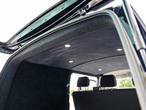 2.0 TDI T32 Highline Kombi Double Cab 5dr Diesel DSG FWD SWB Euro 6 (s/s) (150 ps)