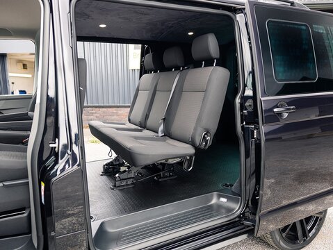 2.0 TDI T32 Highline Kombi Double Cab 5dr Diesel DSG FWD SWB Euro 6 (s/s) (150 ps)