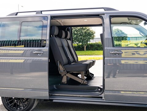 2.0 TDI T32 Highline Kombi Double Cab 5dr Diesel DSG FWD SWB Euro 6 (s/s) (150 ps)