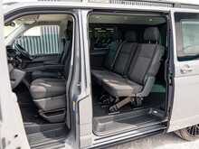 Volkswagen Transporter T6.1 T32 2.0 TDI 150 BHP Highline SWB 5 Seat Kombi Euro 6 Diesel DSG 7-Speed Automatic Van