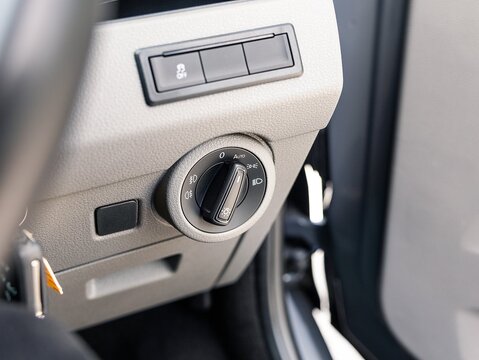 2.0 TDI T32 Highline Kombi Double Cab 5dr Diesel DSG FWD SWB Euro 6 (s/s) (150 ps)