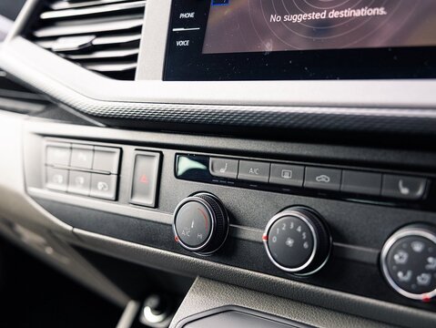 2.0 TDI T32 Highline Kombi Double Cab 5dr Diesel DSG FWD SWB Euro 6 (s/s) (150 ps)