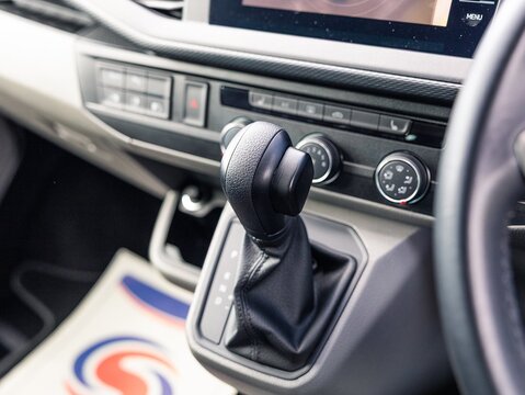 2.0 TDI T32 Highline Kombi Double Cab 5dr Diesel DSG FWD SWB Euro 6 (s/s) (150 ps)