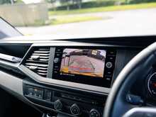 Volkswagen Transporter T6.1 T32 2.0 TDI 150 BHP Highline SWB 5 Seat Kombi Euro 6 Diesel DSG 7-Speed Automatic Van