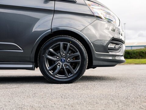 2.0 290 EcoBlue Sport Panel Van 5dr Diesel Auto L1 H1 Euro 6 (s/s) (185 ps)