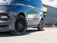 Ford Transit Custom Signature 280 2.0 EcoBlue 130 Bhp Limited L1 SWB 3-Seat Diesel 6-Speed Manual Panel Van