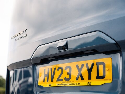 2.0 300 EcoBlue Limited Crew Van Double Cab 5dr Diesel Manual L1 H1 Euro 6 (s/s) (130 ps)