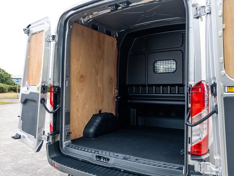 2.0 350 EcoBlue Leader Crew Van Double Cab 5dr Diesel Manual L2 H2 Euro 6 (s/s) (130 ps)