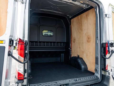 2.0 350 EcoBlue Leader Crew Van Double Cab 5dr Diesel Manual L2 H2 Euro 6 (s/s) (130 ps)