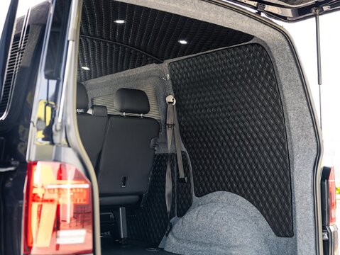 2.0 TDI T28 Highline Panel Van 5dr Diesel DSG FWD SWB Euro 6 (s/s) (150 ps)