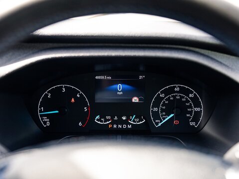 2.0 320 EcoBlue Limited Crew Van Double Cab 5dr Diesel Auto L2 H1 Euro 6 (170 ps)