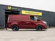 Ford Transit Custom Signature 280 2.0 EcoBlue 130 BHP Limited L1 SWB 3-Seat Diesel 6-Speed Manual Panel Van