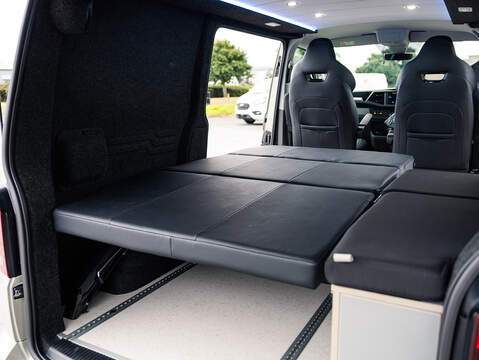 2.0 BiTDI T32 Highline Kombi Double Cab 5dr Diesel DSG FWD SWB Euro 6 (s/s) (204 ps)