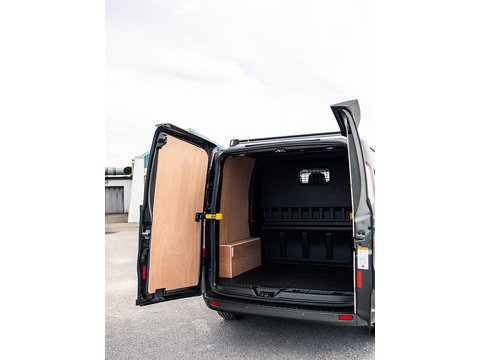 2.0 320 EcoBlue Limited Crew Van Double Cab 5dr Diesel Manual L1 H1 Euro 6 (s/s) (6 Seat) (130 ps)