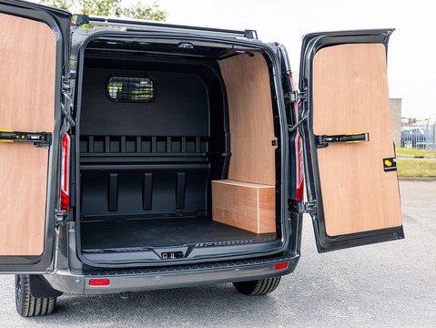 2.0 320 EcoBlue Limited Crew Van Double Cab 5dr Diesel Manual L1 H1 Euro 6 (s/s) (6 Seat) (130 ps)