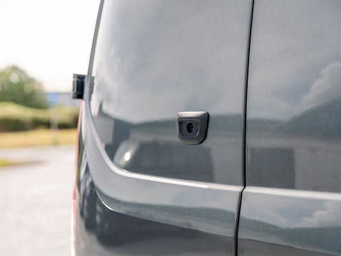 2.0 320 EcoBlue Limited Crew Van Double Cab 5dr Diesel Manual L1 H1 Euro 6 (s/s) (6 Seat) (130 ps)