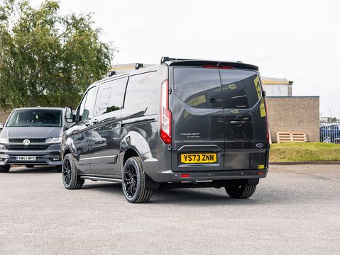 2.0 320 EcoBlue Limited Crew Van Double Cab 5dr Diesel Manual L1 H1 Euro 6 (s/s) (6 Seat) (130 ps)